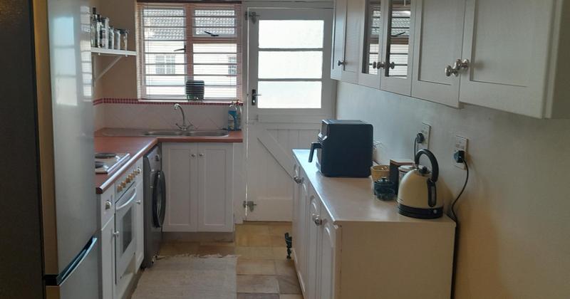 To Let 1 Bedroom Property for Rent in Newlands Western Cape